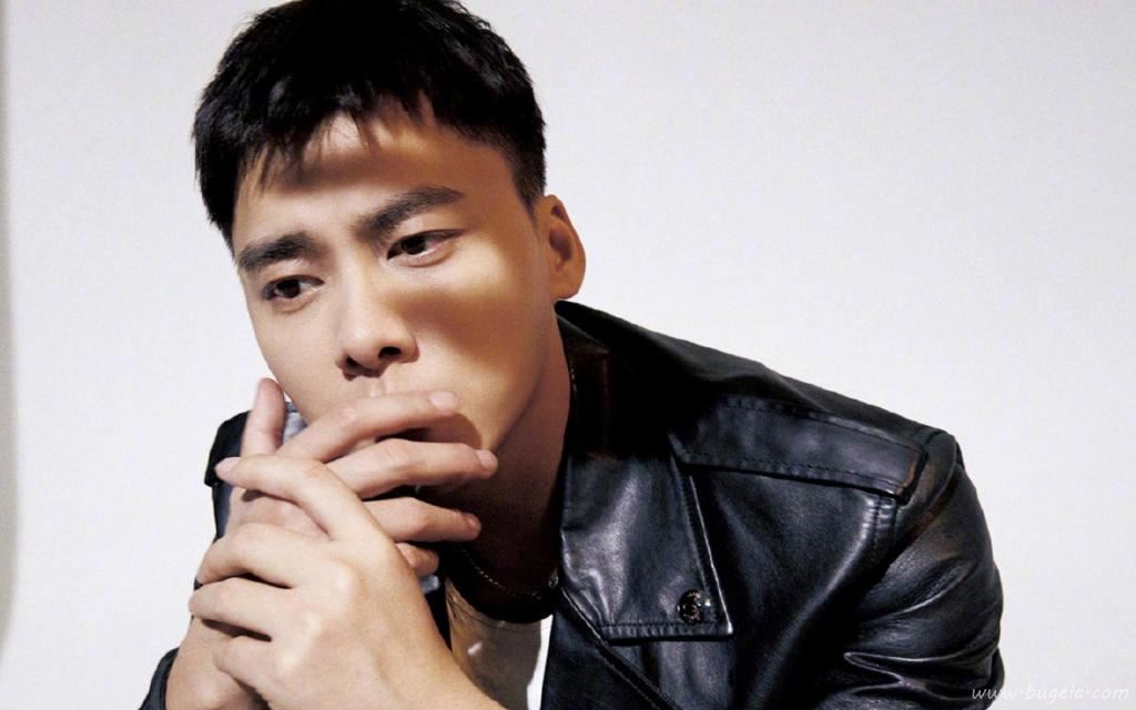 李易峰狗啃刘海时尚大片图片