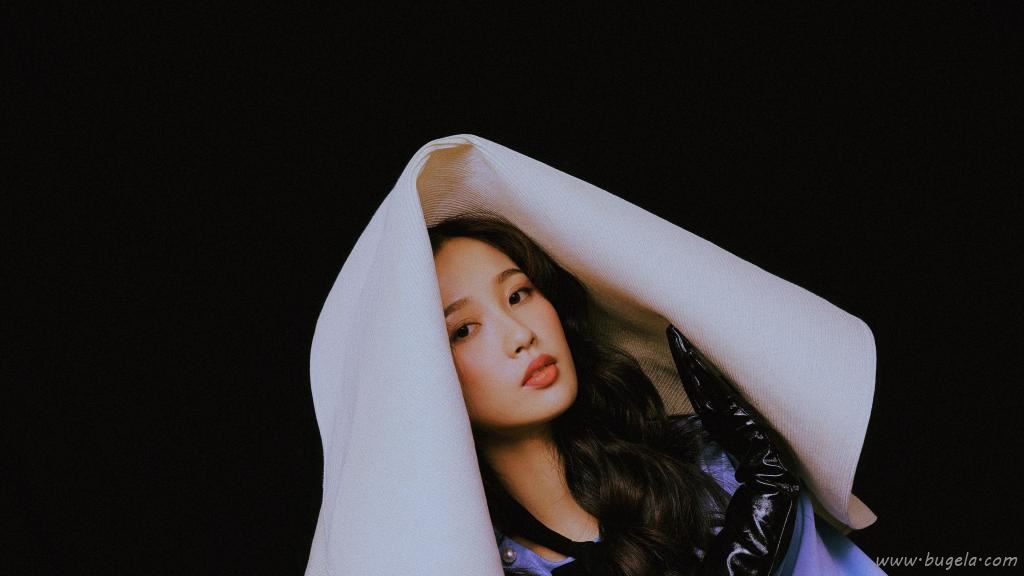 油画野蛮少女虞书欣俏皮时尚清秀迷人写真图片