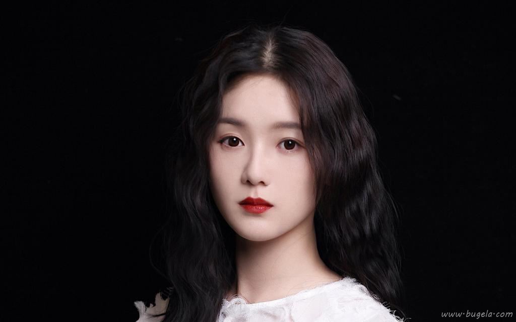 清纯小仙女张馨月甜美白嫩诱人写真图片