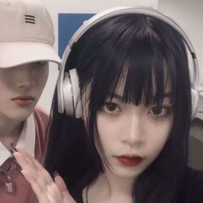 超级污的百合真人情侣头像 图片