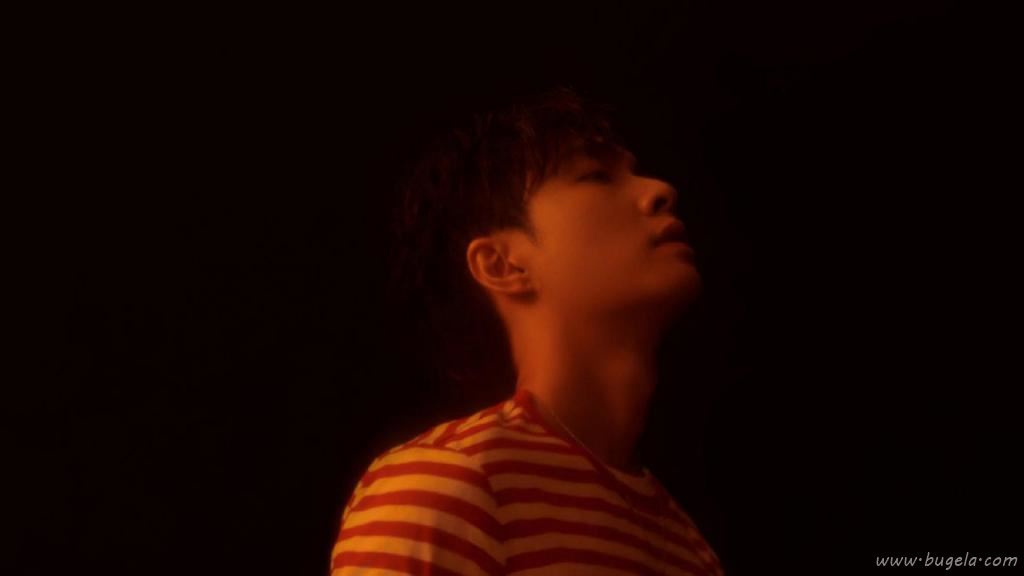 Dazed封面男神张艺兴名画质感大片写真图片