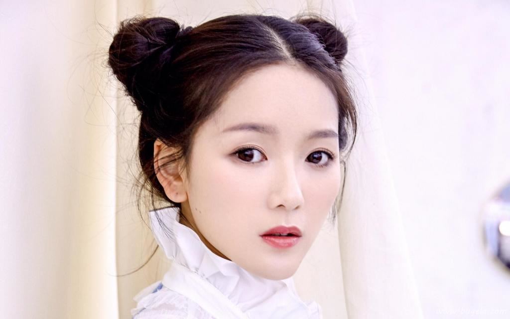 清纯少女张馨月元气可爱俏皮迷人写真图片