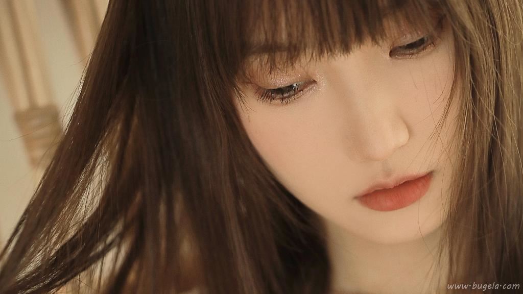 冷艳气质美女图片