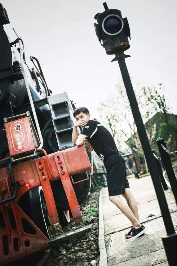 时尚帅气的男生意境大全图片