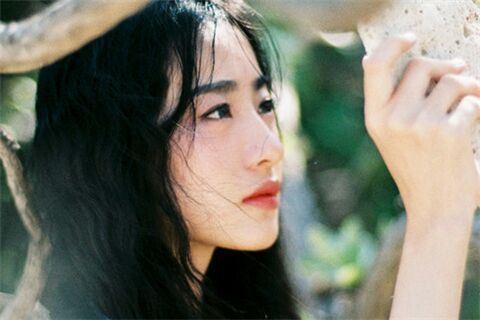 长发小清新女生精选图片