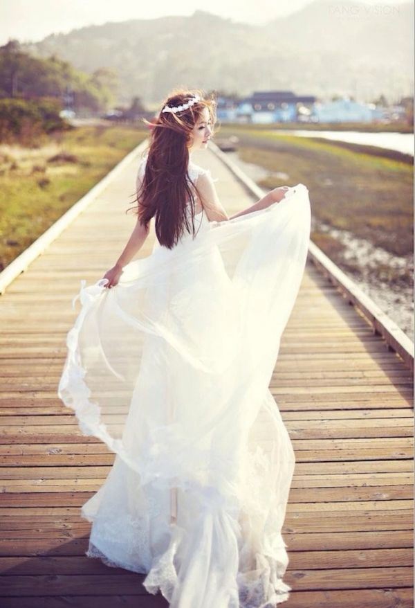 精美婚纱照勾起女性婚纱梦图片