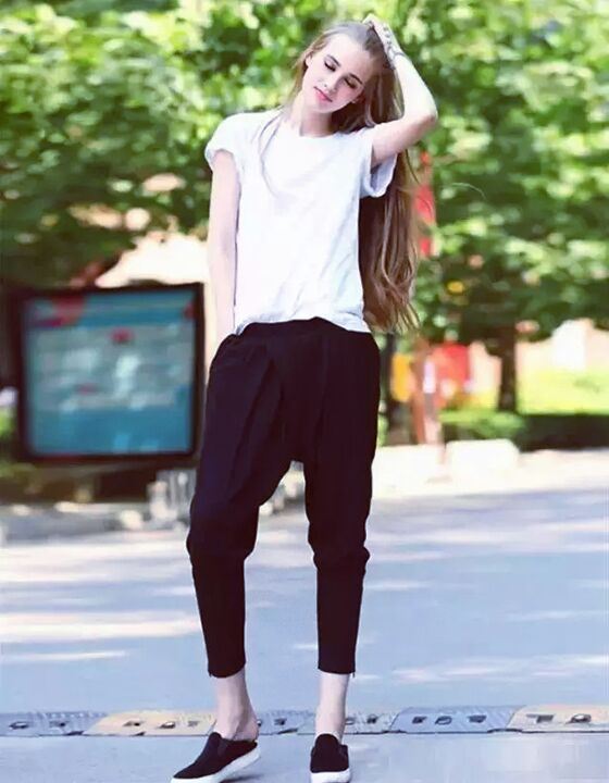 超有气质的欧美女生小清新高清图片