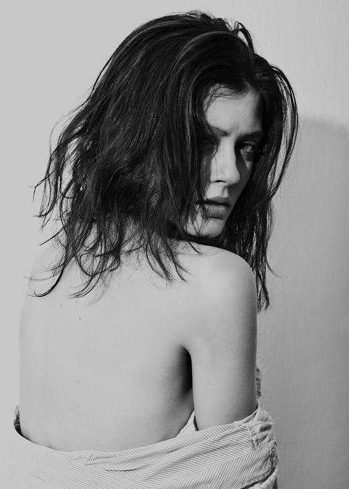 黑白欧美范美女难挡图片