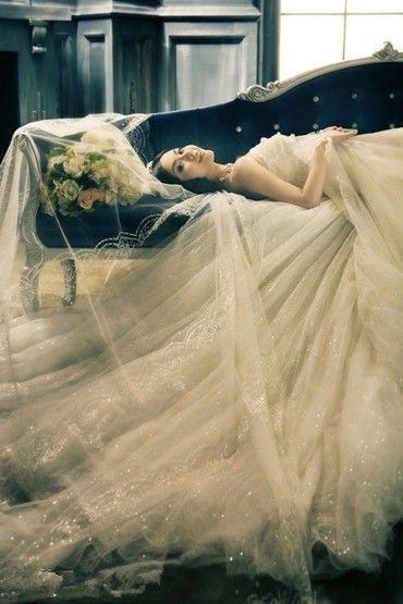 好看的女生婚纱合辑图片