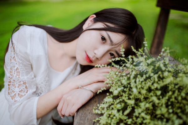 你越善解人意越没人在乎你的委屈和脾气图片