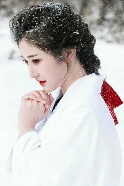 每个人心中都有那个她或者他图片