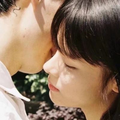 冷酷霸气情侣头像两张单个 可爱图片