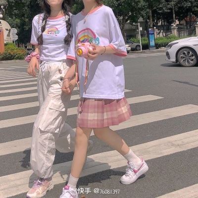 闺蜜头像与情侣头像有什么区别 一左一右图片