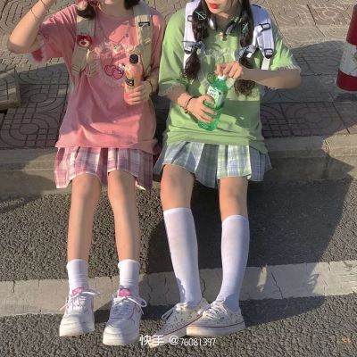 闺蜜头像与情侣头像有什么区别 一左一右图片