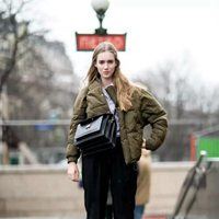 穿羽绒服的头像唯美_微信头像大全图片