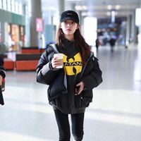 穿羽绒服的头像唯美_微信头像大全图片