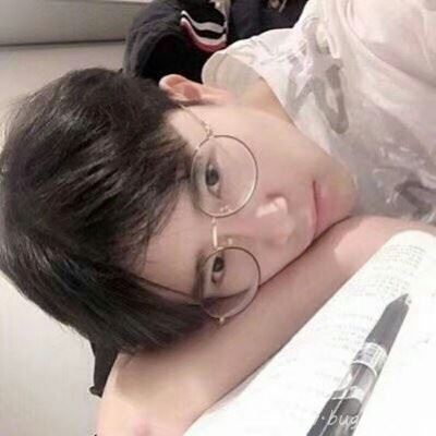 干净清新文艺男生头像 简约干净系图片