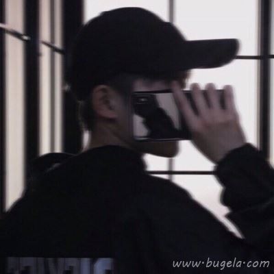 2021新款帽子控男头像 戴鸭舌帽的男生头像图片
