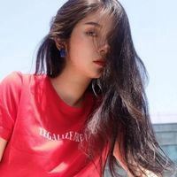 红色衣服的头像女生唯美生活_微信头像大全图片
