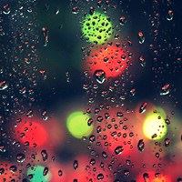 水滴毛玻璃唯美梦幻的景色头像_微信头像大全图片