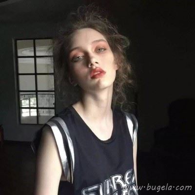 欧美风丧系女头像 外国病态失恋女头像图片