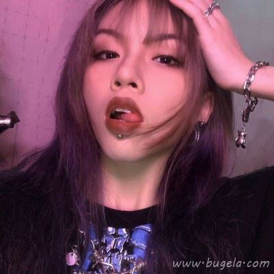 欧美风丧系女头像 外国病态失恋女头像图片