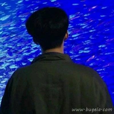 2021新款蓝色系男生头像图片
