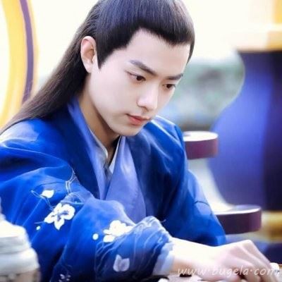 2021新款蓝色系男生头像图片