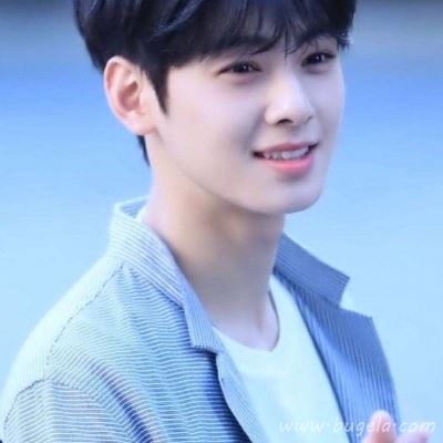 2021新款蓝色系男生头像图片