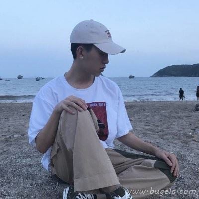 用手挡脸男生微信头像图片