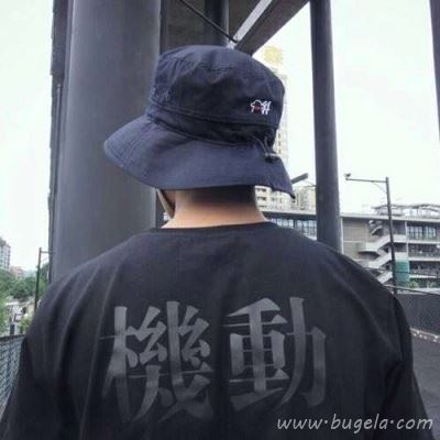 用手挡脸男生微信头像图片