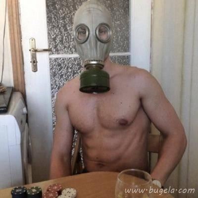 男生霸气光膀子头像图片