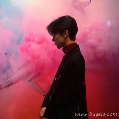 非主流不看脸红色系男头图片
