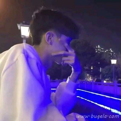 荧光系韩国伤感男头像图片
