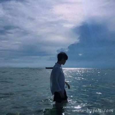 唯美意境男生背影头像图片