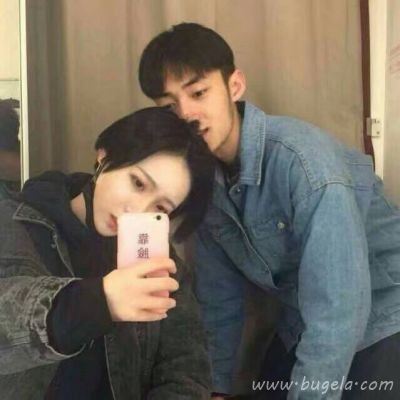 最新潮流情侣一对两张头像图片