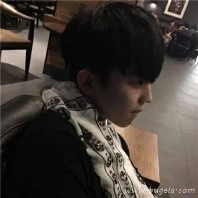 2021新款男生非主流伤感头像图片