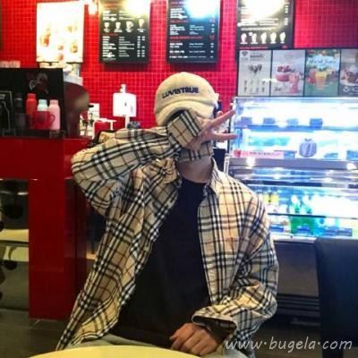 韩国帅哥戴帽子清新休闲头像图片