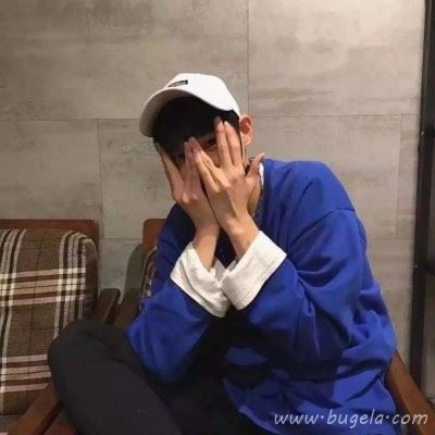 韩国帅哥戴帽子清新休闲头像图片