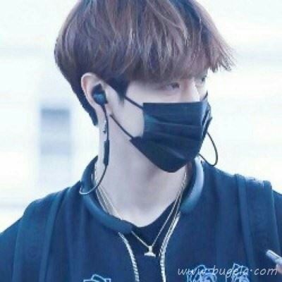 韩版男生帅气戴口罩头像图片