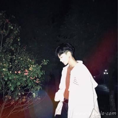 2021新款男生混搭头像图片