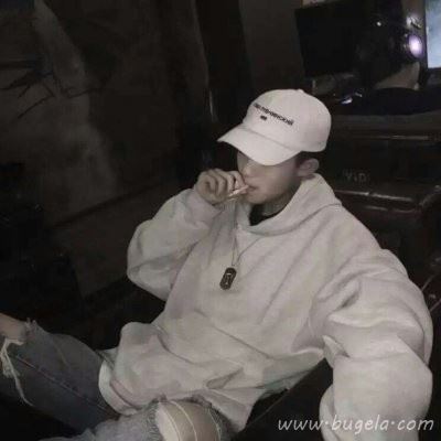 非主流帅哥戴帽子头像图片