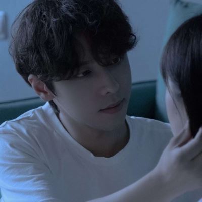 为什么男朋友和我分手了还没有换情侣头像 意境图片