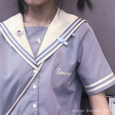 初中生女生平胸头像图片