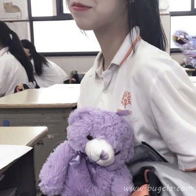 初中生女生平胸头像图片