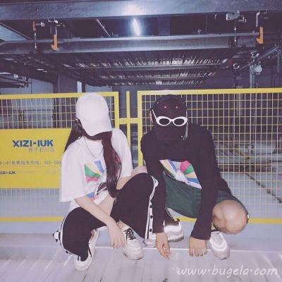 超拽一对情侣同框头像图片