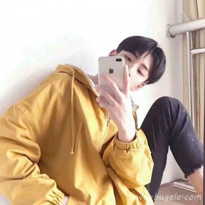 帅气阳光黄色系男生头像图片