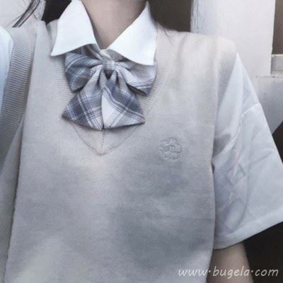 学院风半身微信头像图片