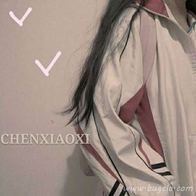 学院风半身微信头像图片
