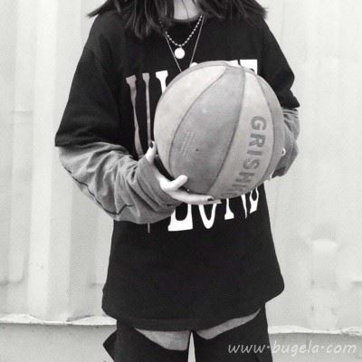 学院风半身微信头像图片